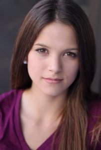 MV5BMjM1MTQ1ODY5MF5BMl5BanBnXkFtZTgwNjEwNjA3NTE@._V1_UX214_CR0,0,214,317_AL_